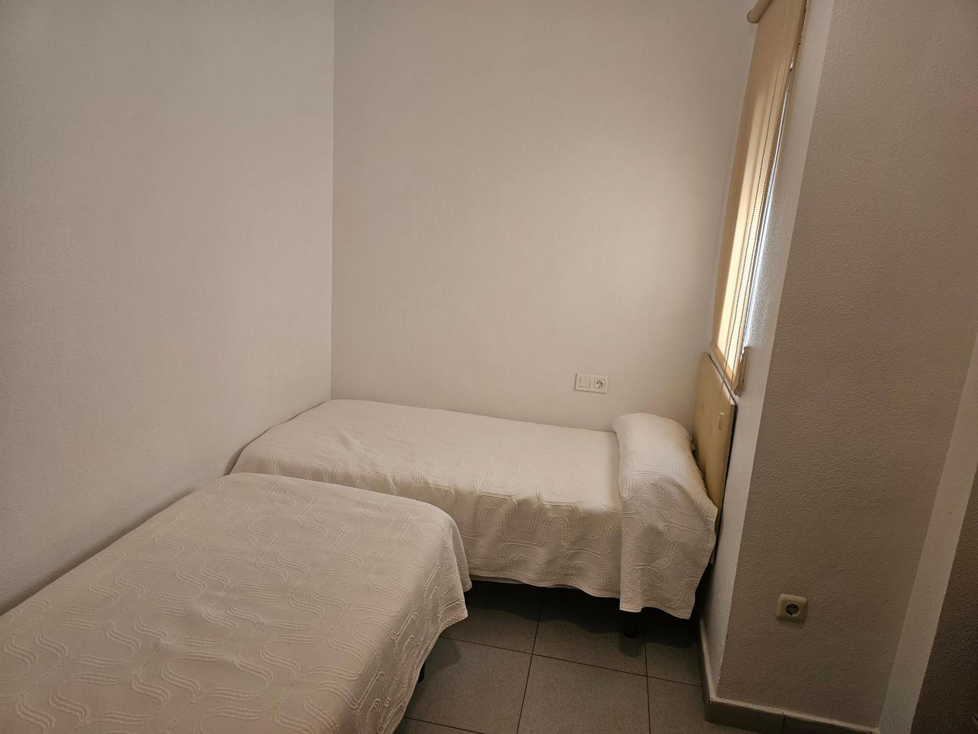 Apartamentos Plaza Alicante Chambre photo