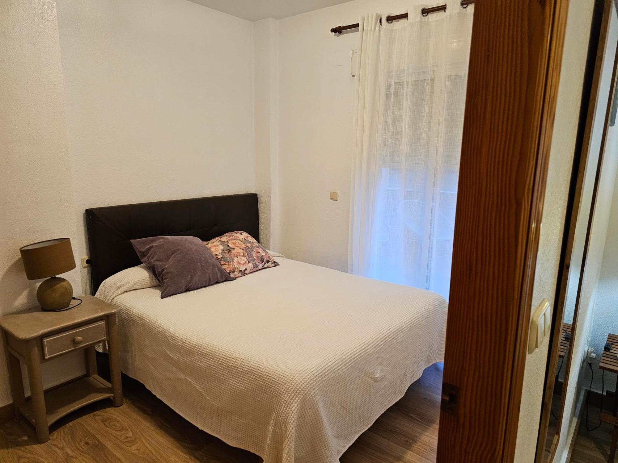 Apartamentos Plaza Alicante Chambre photo
